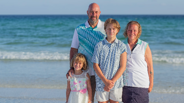 Cropped about me image 4sbmka