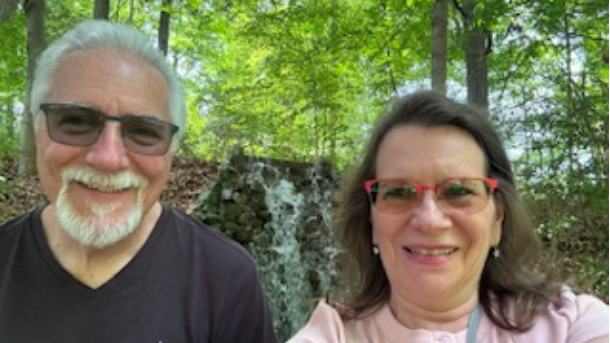 Cropped about me image qv7778