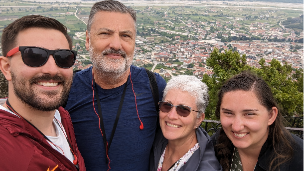 Cropped about me image ap7s7