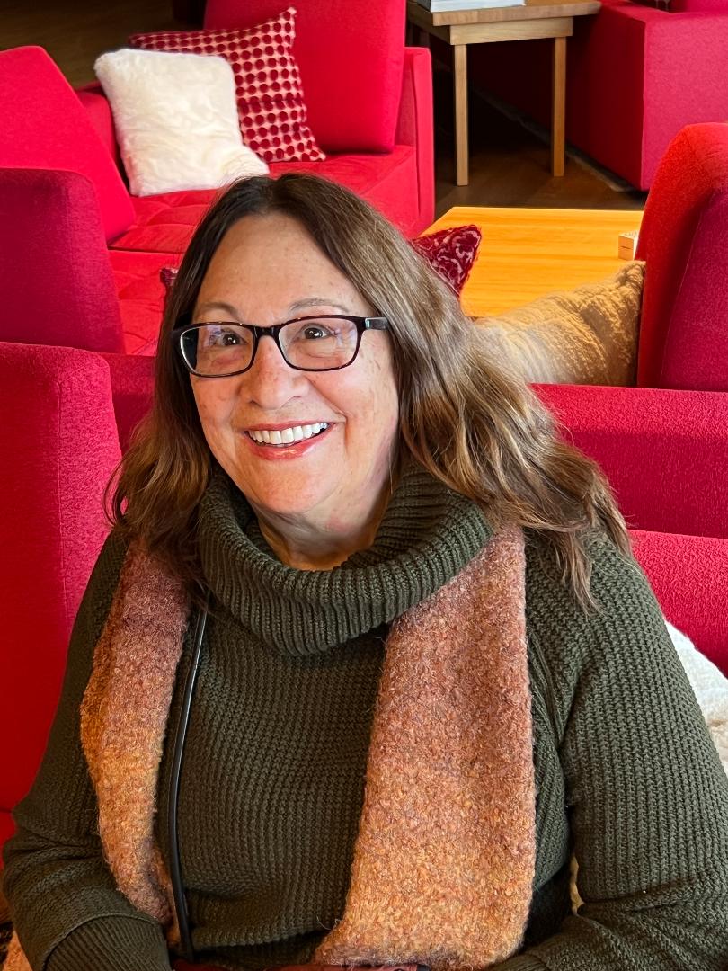 Viking nov 2025 red couch