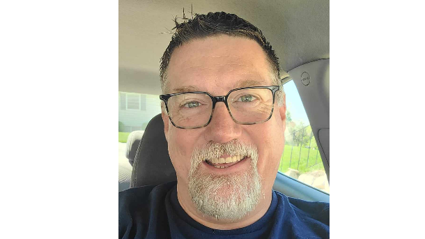 Cropped about me image s17fh