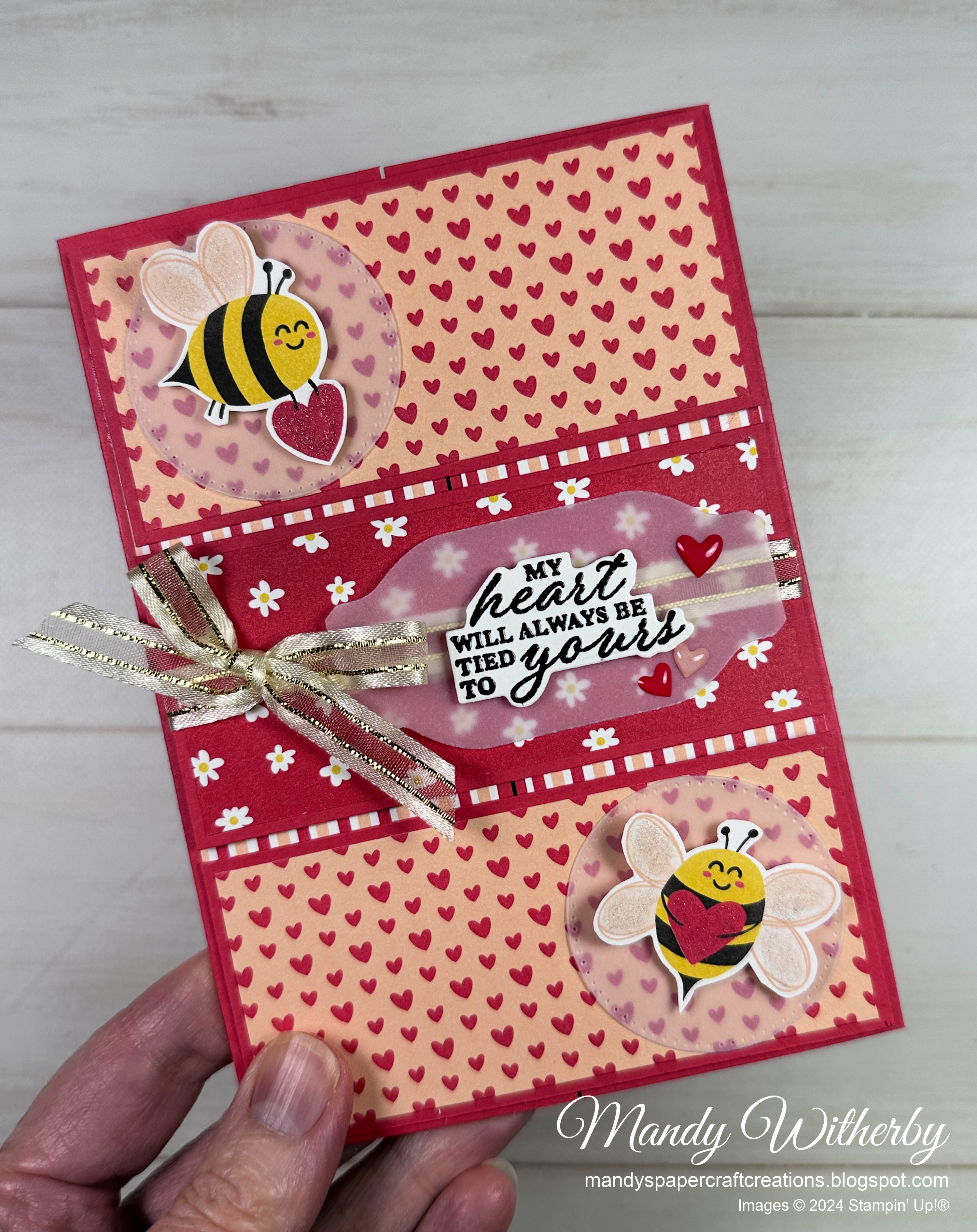 Bee mine interlocking gate fold card  1 