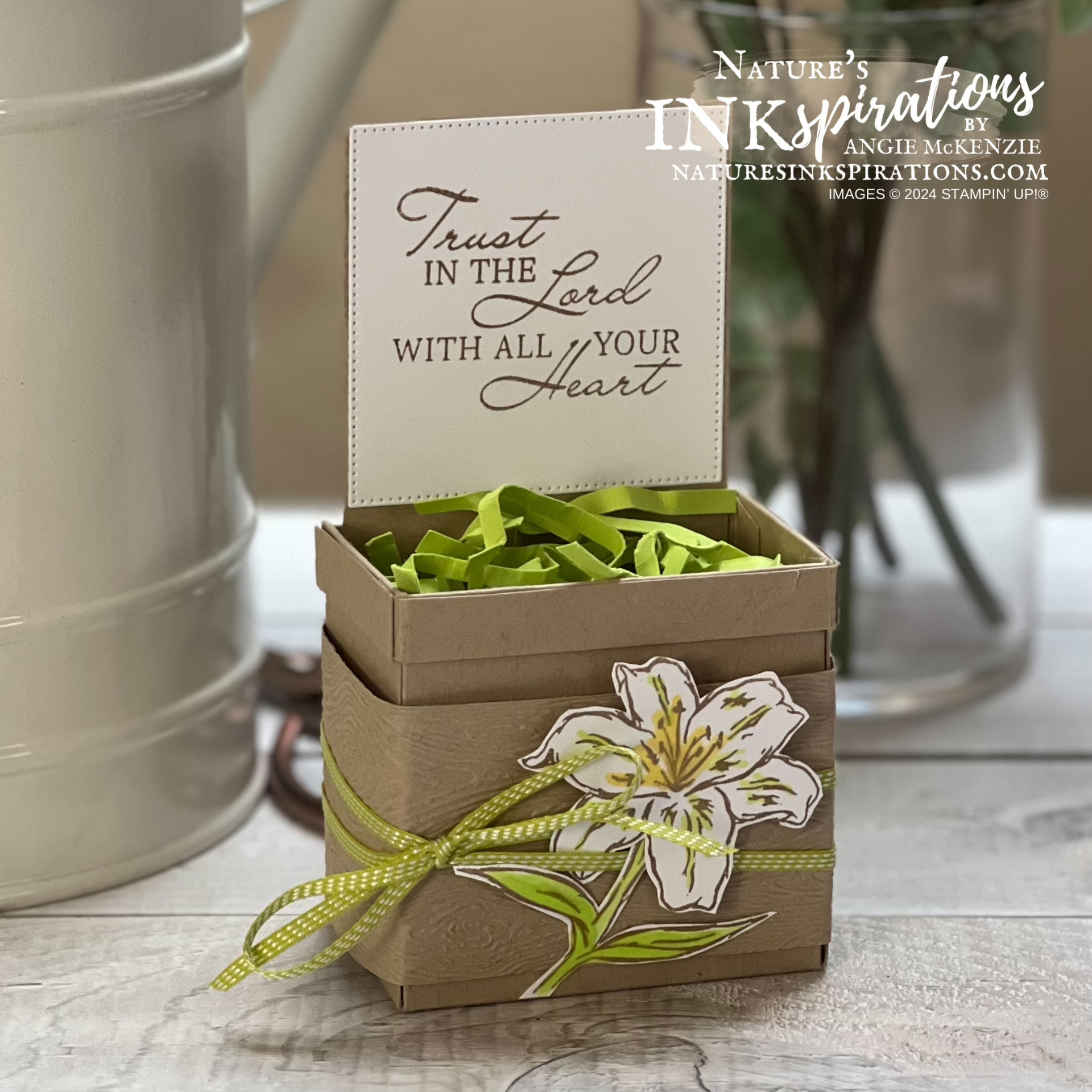 Stampin  up  easter lilies treat box   mar 2024  2 