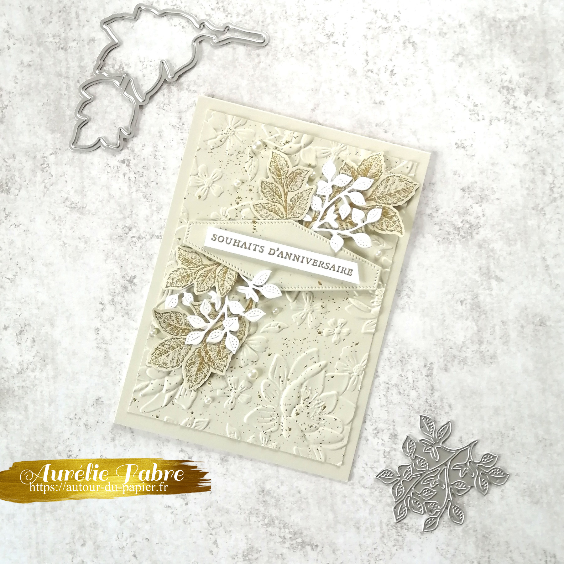 Carte 40 monochromatique bien beige logo