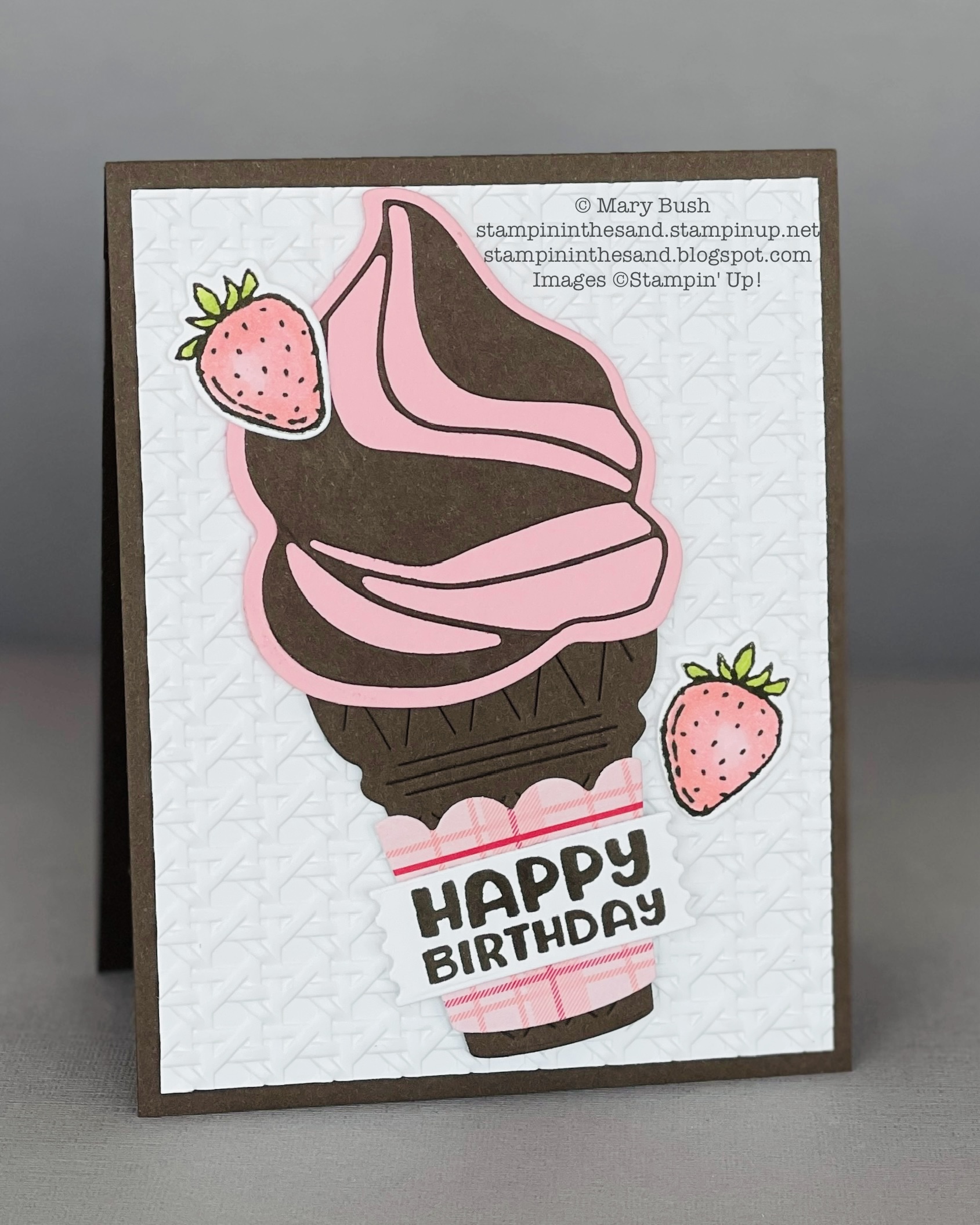 Icecreamswirlchocstrawberry
