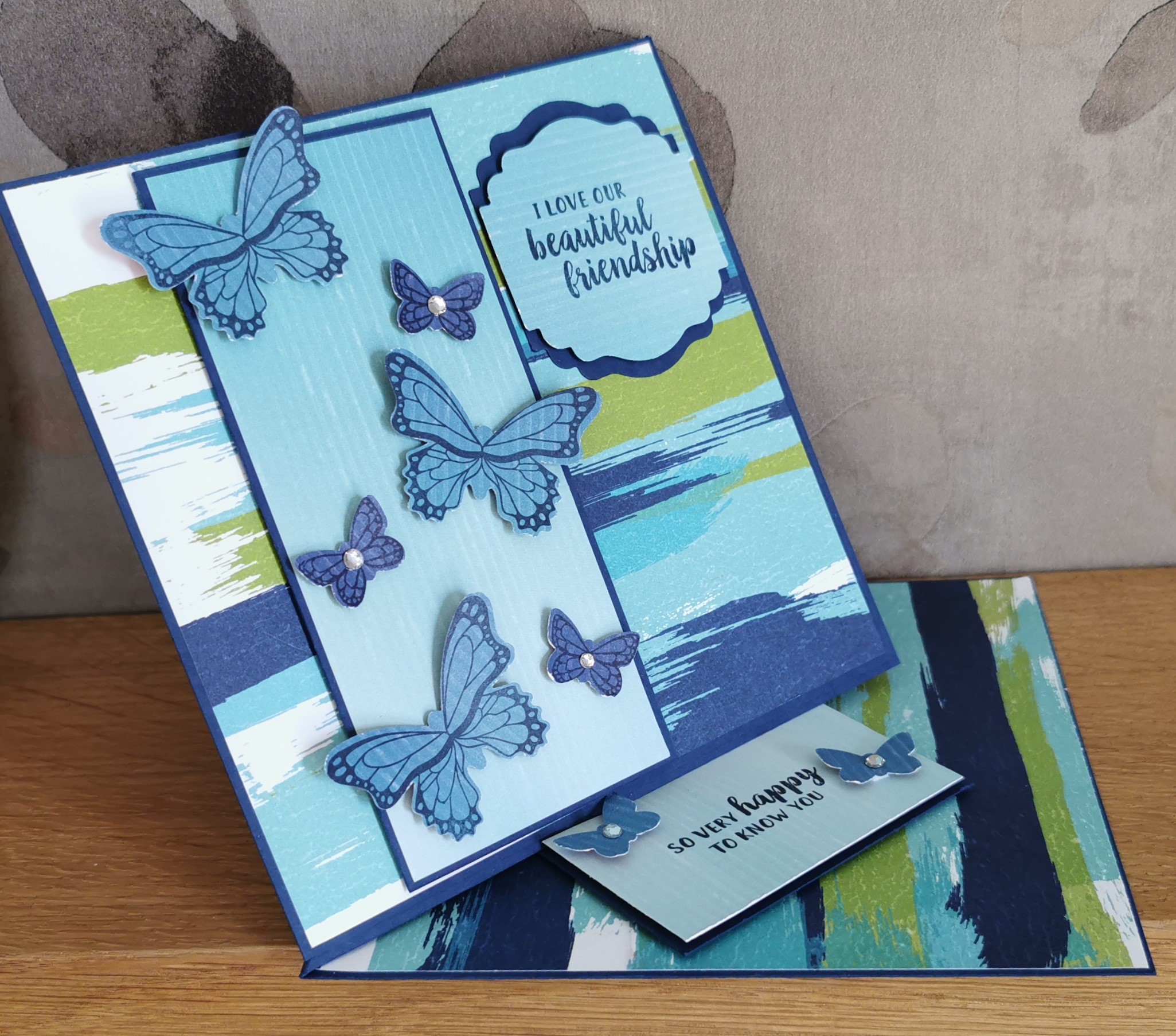 16th june twisted easel card artistry in bloom