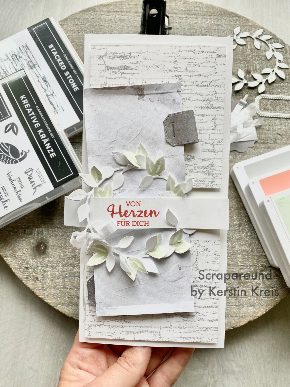 Stampinup karte von herzen kreative kra%cc%88nze mauer stempel stanzen schmu%cc%88ck den kranz detailbild1