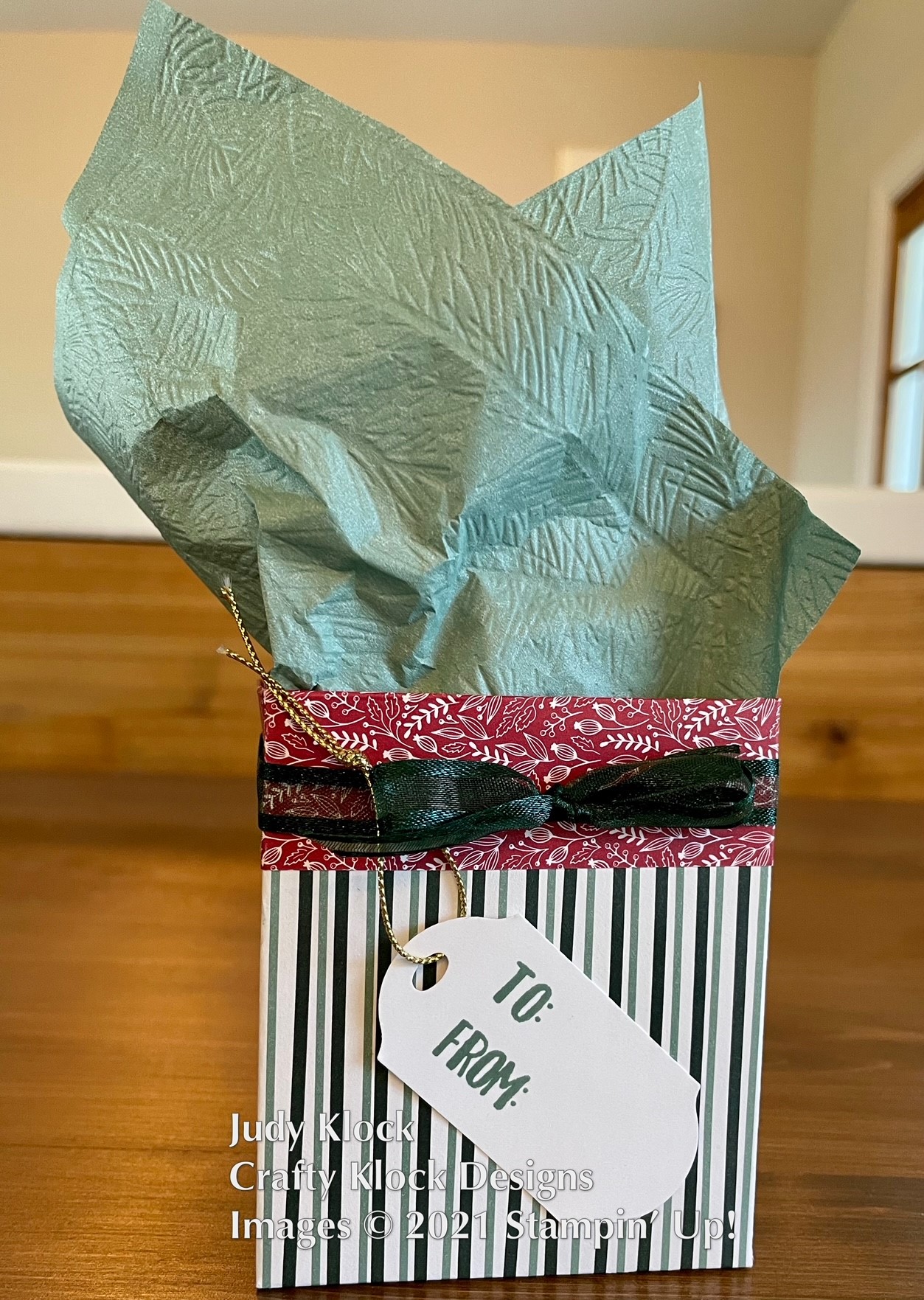 Mini gift bag