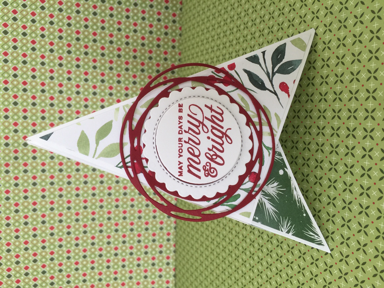 Pyramid card painted christmas dsp auc card