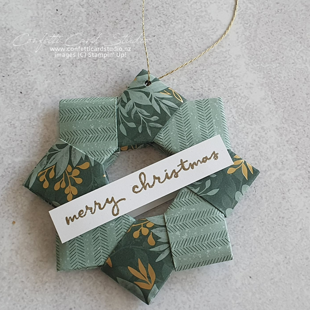 Christmas wreath decoration 1080x1080