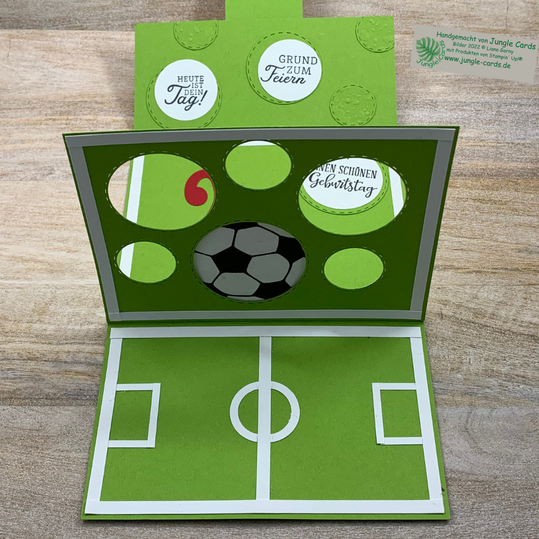 Gutscheinverpackungfu%c3%9fballtorwand